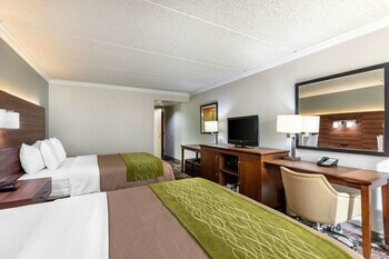 Hotel Comfort Inn & Suites