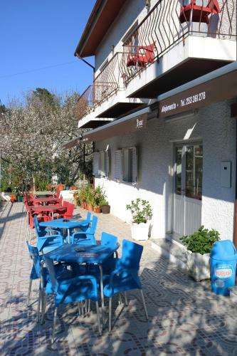 Hostal Alojamento Correia