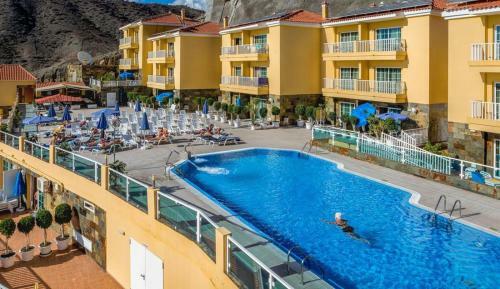 Great Apartment, Pool View, Near Playa Patalavaca