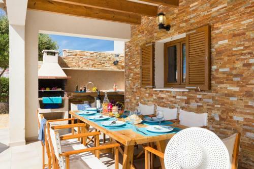 Ibiza 4 Bedroom Villa, Cala'n Blanes