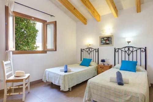 Mares 4 Bedroom Villa, Cala'n Forcat