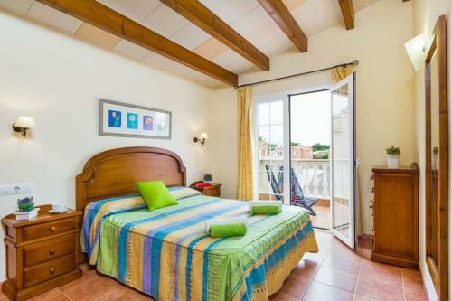 Cala'n Blanes Villa Sleeps 6 With Pool Air Con And Wifi