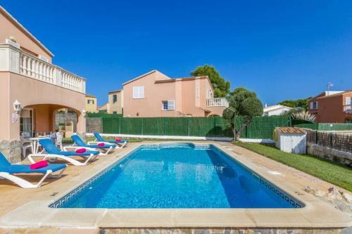 Cala'n Blanes Villa Sleeps 6 With Pool Air Con And Wifi