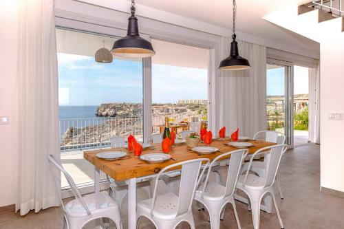Aguamarina 4 Bedroom Villa, Cala'n Forcat