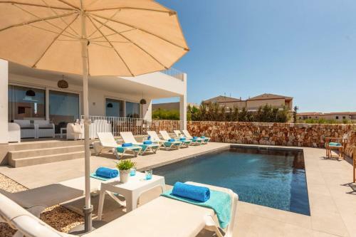 Amatista 4 Bedroom Villa, Cala'n Forcat