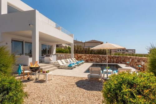 Amatista 4 Bedroom Villa, Cala'n Forcat