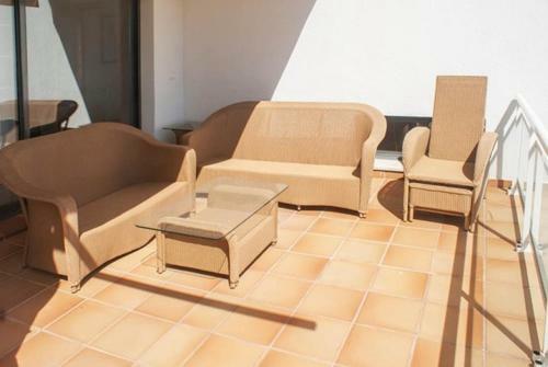 Segur De Calafell Villa Sleeps 8 Pool