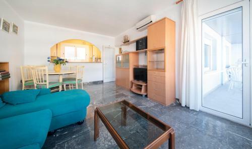 R107 Beachfront Apartment In Calafell