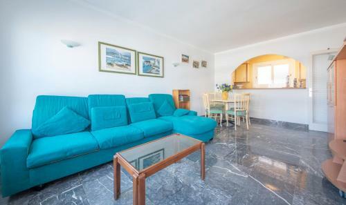 R107 Beachfront Apartment In Calafell