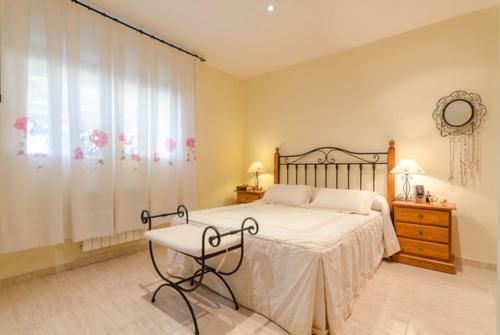 Montbarbat Villa Sleeps 9 Pool Wifi