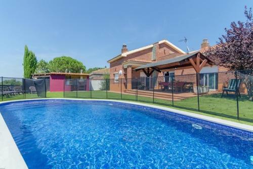 Montbarbat Villa Sleeps 8 Pool Wifi