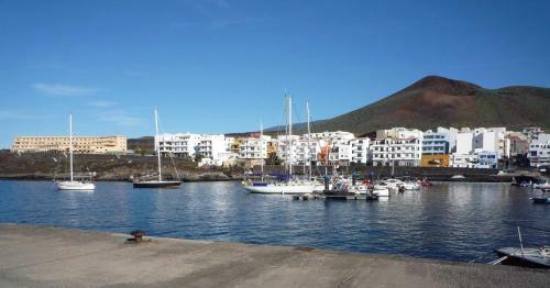 Apartamento Vv 120 En Primera L�nea de Mar