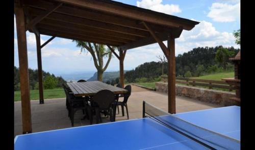 Castellar Del Riu Villa Sleeps 12 With Pool