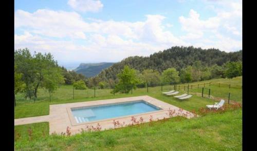 Castellar Del Riu Villa Sleeps 12 With Pool