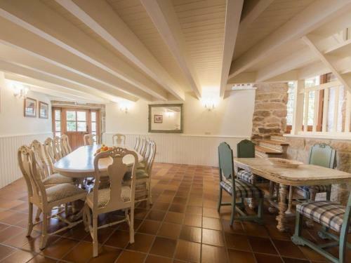 Affluent Mansion In Cerdedo With Private Swimming Pool