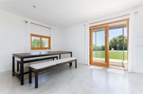 Yourhouse Can Cadernera