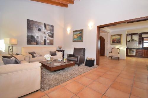 Es Coscois Sta Margalida Villa 031