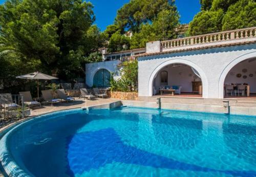 Font de Sa Cala Holiday Home Sleeps 10 With Pool