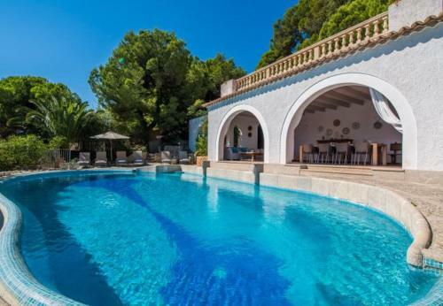 Font de Sa Cala Holiday Home Sleeps 10 With Pool