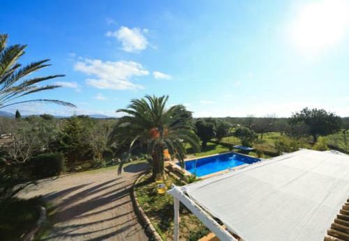 Santa Margalida Villa Sleeps 6 With Pool