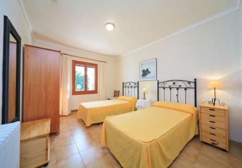 Santa Margalida Villa Sleeps 6 With Pool
