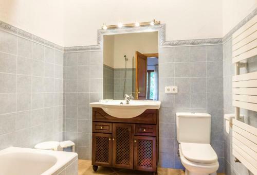 Sa Pobla Villa Sleeps 14 With Pool And Air Con