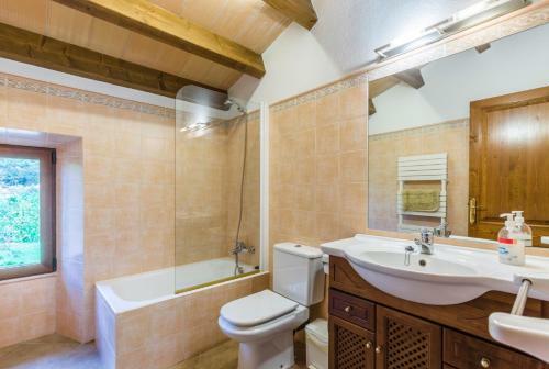 Sa Pobla Villa Sleeps 14 With Pool And Air Con