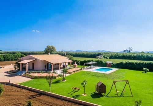 Sa Pobla Villa Sleeps 6 With Pool Air Con And Wifi