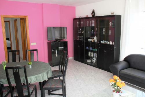 Riumar "four Seasons", 200m To Beach, Private Pool, On-site-service, Dog Beach