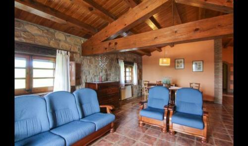 Villa In Capolat Sleeps 16 With Pool