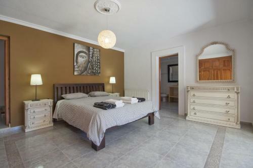 Xabia Villa Sleeps 12 Pool Wifi