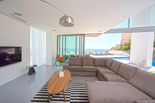 Xabia Villa Sleeps 6 Pool Air Con Wifi