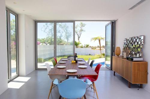Xabia Villa Sleeps 6 Pool Air Con Wifi