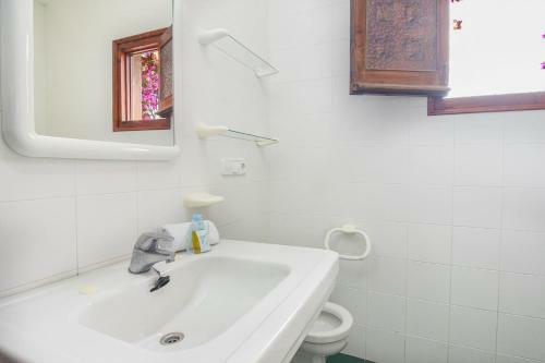 Xabia Villa Sleeps 18 With Pool And Free Wifi