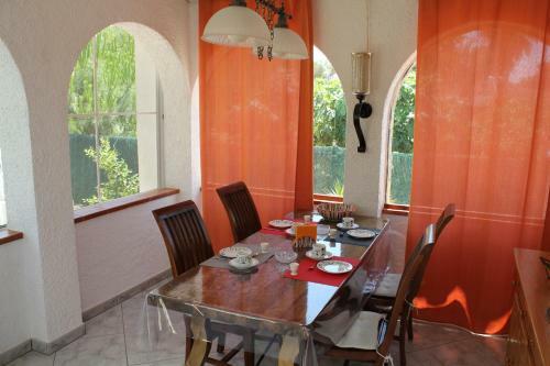 Riumar "romantika", 400m To Beach, Private Pool, On-site-service, Dog Beach