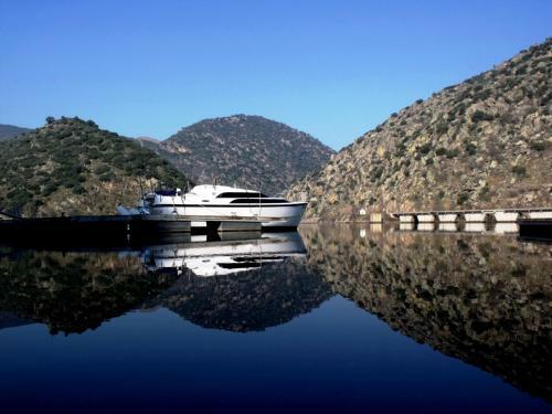 Hostal Douro Fluvina Yachts & Chalets