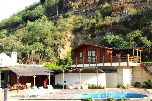 Hostal Douro Fluvina Yachts & Chalets