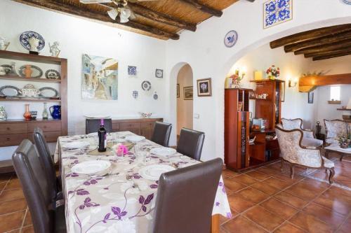 Xabia Villa Sleeps 4 Pool Wifi