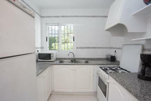 Xabia Villa Sleeps 4 Pool Air Con Wifi