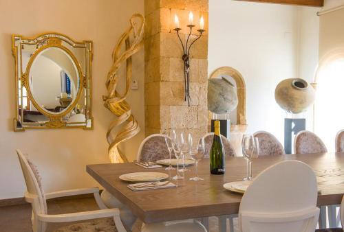 Xabia Villa Sleeps 6 Pool Wifi