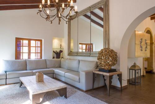 Xabia Villa Sleeps 6 Pool Wifi