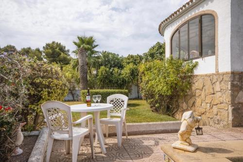 Xabia Villa Sleeps 6 With Pool