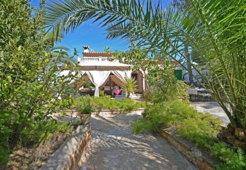 El Toro Villa Sleeps 8 With Pool Air Con And Wifi