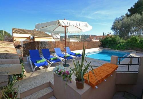 El Toro Villa Sleeps 8 With Pool Air Con And Wifi