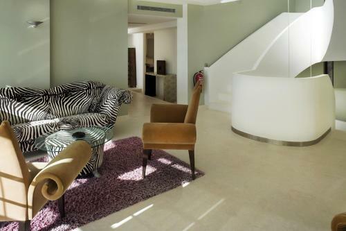 Rent This Luxury Villa With Private Pool, Ibiza Villa 1032