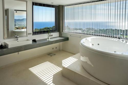 Rent This Luxury Villa With Private Pool, Ibiza Villa 1032