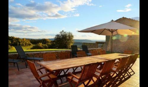 Montcortes Villa Sleeps 11 With Pool