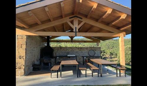 Lladurs Villa Sleeps 16 With Pool