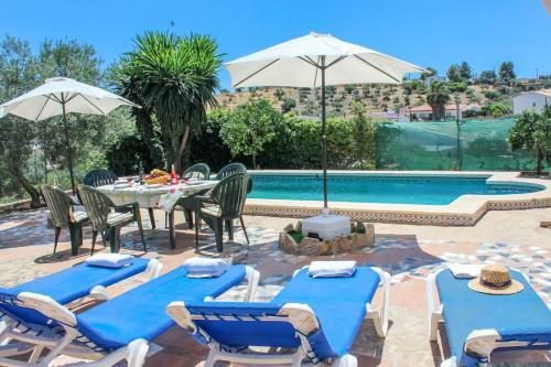 Cottage In Bermejo 7 Km From �lora