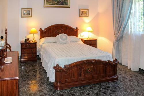 Cottage In Bermejo 7 Km From �lora